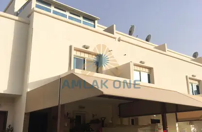 Apartment - 3 Bedrooms - 4 Bathrooms for sale in Arabian Style - Al Reef Villas - Al Reef - Abu Dhabi