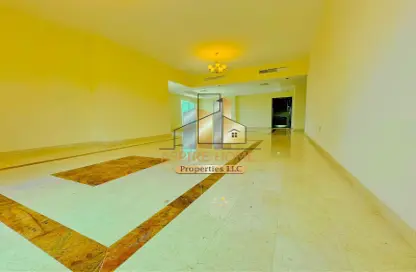 Apartment - 4 Bedrooms - 5 Bathrooms for rent in Emirates Tower - Hamdan Street - Abu Dhabi