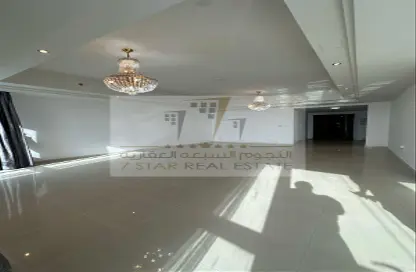 Apartment - 3 Bedrooms - 4 Bathrooms for sale in Danat Al Khan Tower - Al Khan Lagoon - Al Khan - Sharjah