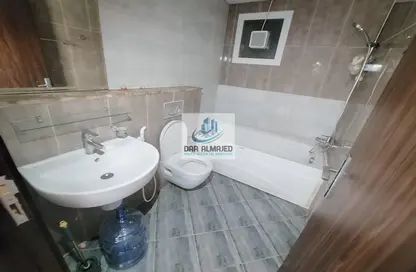 Apartment - 1 Bedroom - 1 Bathroom for rent in Zakhir Tower 1 - Zakhir Towers - Al Taawun - Sharjah