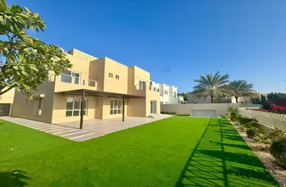 Villa - 5 Bedrooms - 6 Bathrooms for rent in Meadows 5 - Meadows - Dubai