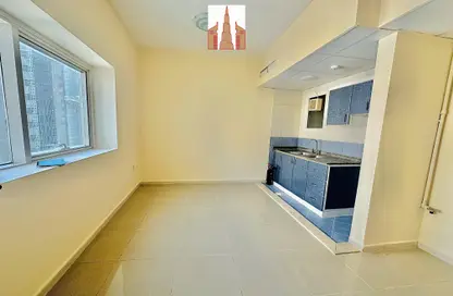 Apartment - 1 Bathroom for rent in New Al Taawun Road - Al Taawun - Sharjah