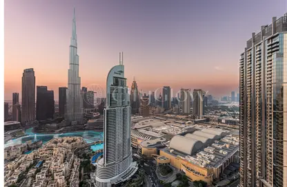 Apartment - 2 Bedrooms - 2 Bathrooms for rent in Burj Royale - Downtown Dubai - Dubai