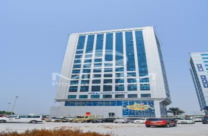 Outdoor Building image for: Apartment - 2 Bedrooms - 2 Bathrooms for rent in Khuzam - Ras Al Khaimah, Image 1