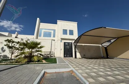 Villa - 3 Bedrooms - 6 Bathrooms for rent in Ramlat Zakher - Zakher - Al Ain