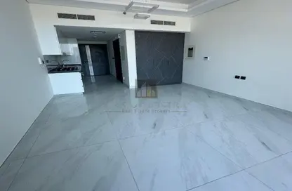 Apartment - 1 Bathroom for sale in Samana Park Views - Arjan - Dubai