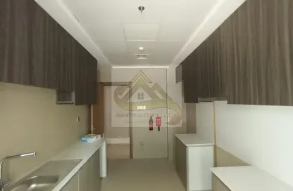 Apartment - 2 Bedrooms - 3 Bathrooms for sale in Gulfa Towers - Al Rashidiya 1 - Al Rashidiya - Ajman