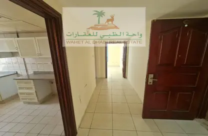 Apartment - 1 Bedroom - 2 Bathrooms for rent in Budaniq - Al Qasimia - Sharjah