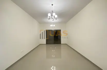 Apartment - 1 Bedroom - 2 Bathrooms for rent in Jumeirah Garden City - Al Satwa - Dubai