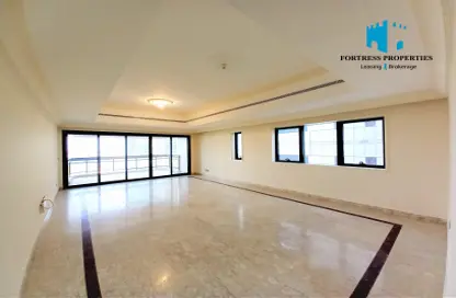 Apartment - 4 Bedrooms - 5 Bathrooms for rent in Al Istiqlal Street - Al Khalidiya - Abu Dhabi