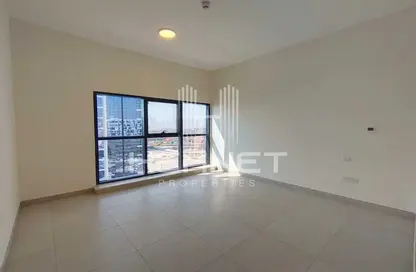 Apartment - 1 Bedroom - 2 Bathrooms for rent in N S Building - Al Jaddaf - Dubai