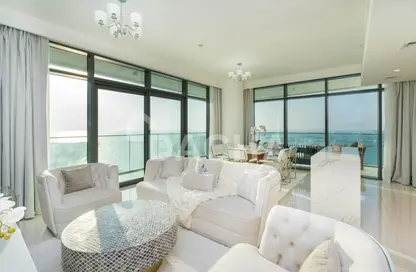 Apartment - 3 Bedrooms - 3 Bathrooms for sale in Beach Vista - EMAAR Beachfront - Dubai Harbour - Dubai