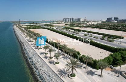 Apartment - 2 Bedrooms - 2 Bathrooms for sale in Perla 1 - Yas Bay - Yas Island - Abu Dhabi