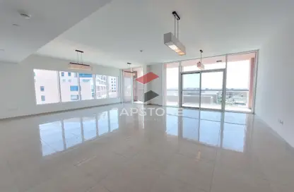 Apartment - 4 Bedrooms - 6 Bathrooms for rent in Marina Sunset Bay - The Marina - Abu Dhabi