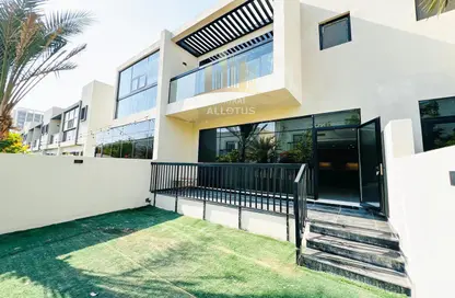 Townhouse - 4 Bedrooms - 5 Bathrooms for sale in West Village - Al Furjan - Dubai