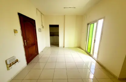 Apartment - 1 Bathroom for rent in Muwaileh Commercial - Sharjah