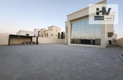 Villa - 5 Bedrooms - 7 Bathrooms for rent in Madinat Al Riyad - Abu Dhabi