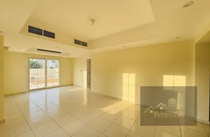 Villa - 3 Bedrooms - 4 Bathrooms for rent in Springs 3 - The Springs - Dubai