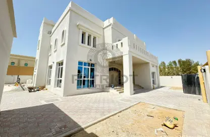 Villa - 7 Bedrooms - 7 Bathrooms for rent in Umm Suqeim 2 - Umm Suqeim - Dubai