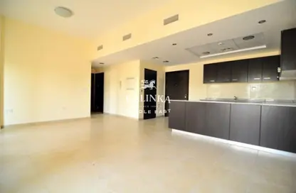 Apartment - 2 Bedrooms - 2 Bathrooms for rent in Al Thamam - Remraam - Dubai Land - Dubai