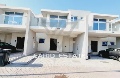 Villa - 3 Bedrooms - 3 Bathrooms for rent in Albizia - Damac Hills 2 - Dubai