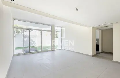 Exclusive | Vacant Unit w/ Amazing Views