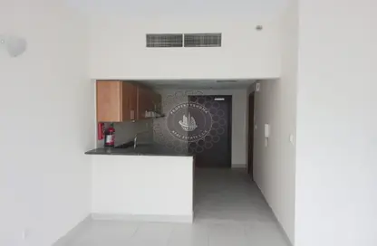 Apartment - 1 Bedroom - 1 Bathroom for rent in Cricket Tower - Dubai Sports City - Dubai