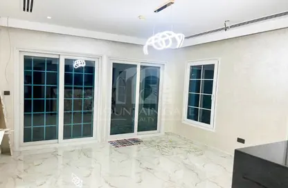 Villa - 2 Bedrooms - 4 Bathrooms for rent in District 16 - Jumeirah Village Circle - Dubai