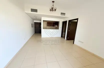 Apartment - 1 Bedroom - 1 Bathroom for sale in Mazaya 27 - Queue Point - Dubai Land - Dubai