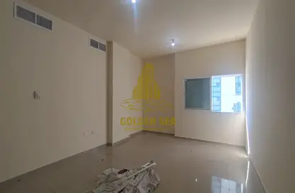 Apartment - 3 Bedrooms - 3 Bathrooms for rent in Habib Bank Tower - Muroor Area - Abu Dhabi