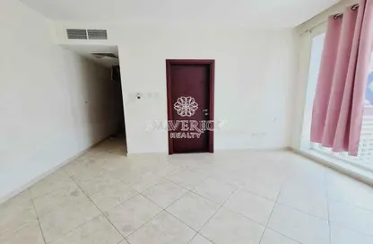 Apartment - 2 Bedrooms - 3 Bathrooms for rent in Dhubian Tower - Al Majaz 2 - Al Majaz - Sharjah