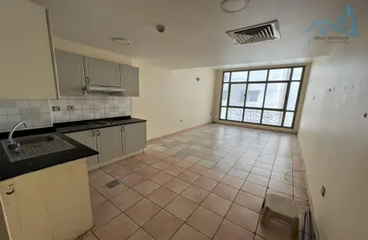 Apartment - 1 Bathroom for rent in Oud Metha - Bur Dubai - Dubai