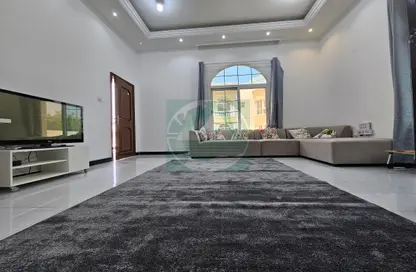 Apartment - 1 Bedroom - 1 Bathroom for rent in Khalifa City A Villas - Khalifa City A - Khalifa City - Abu Dhabi