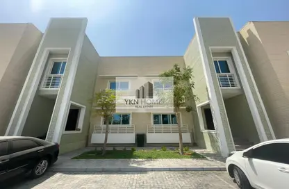 Villa - 4 Bedrooms - 5 Bathrooms for rent in Khalifa City A Villas - Khalifa City A - Khalifa City - Abu Dhabi