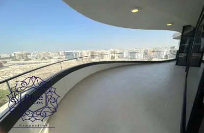 Apartment - 3 Bedrooms - 4 Bathrooms for rent in The Waves Residences - Mankhool - Bur Dubai - Dubai