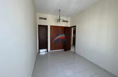 Apartment - 1 Bedroom - 2 Bathrooms for rent in IC1-EMR-21 - Emirates Cluster - International City - Dubai