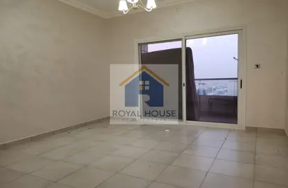 Apartment - 2 Bedrooms - 3 Bathrooms for sale in Al Khan Lagoon - Al Khan - Sharjah