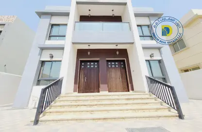 Villa - 5 Bedrooms for sale in Al Amira Village - Al Yasmeen - Ajman