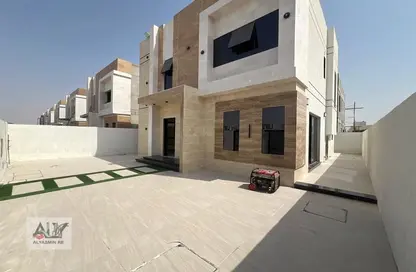 Villa - 3 Bedrooms - 5 Bathrooms for sale in Al Yasmeen 1 - Al Yasmeen - Ajman