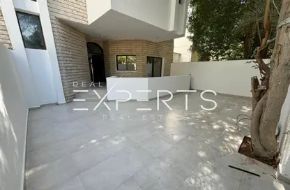 Villa - 4 Bedrooms - 5 Bathrooms for rent in Al Karamah - Abu Dhabi