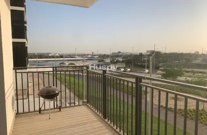 Apartment - 1 Bathroom for rent in Waters Edge - Yas Island - Abu Dhabi