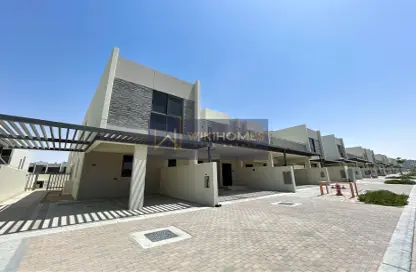 Townhouse - 3 Bedrooms - 5 Bathrooms for sale in Aurum Villas - Zinnia - Damac Hills 2 - Dubai