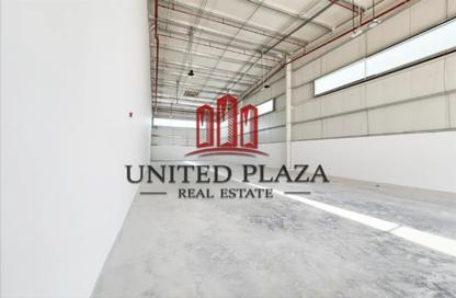 Warehouse - Studio for rent in M-45 - Mussafah Industrial Area - Mussafah - Abu Dhabi