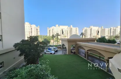 Apartment - 2 Bedrooms - 4 Bathrooms for rent in Abu Keibal - Shoreline Apartments - Palm Jumeirah - Dubai