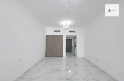 Apartment - 1 Bathroom for rent in Serenity Lakes - Jumeirah Village Circle - Dubai