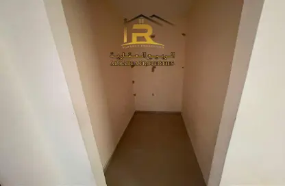 Apartment - 1 Bedroom - 2 Bathrooms for rent in Al Rashidiya Towers - Al Rashidiya - Ajman Downtown - Ajman