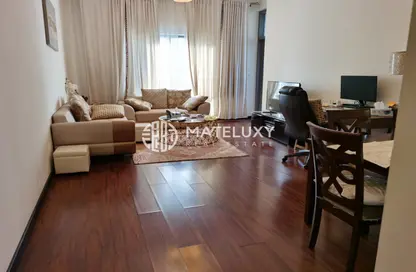 Apartment - 1 Bedroom - 2 Bathrooms for rent in Green Lakes Towers - JLT Cluster S - Jumeirah Lake Towers - Dubai