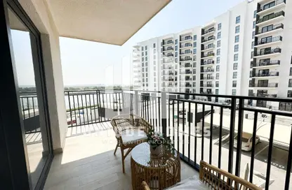 Apartment - 1 Bathroom for rent in Waters Edge - Yas Island - Abu Dhabi