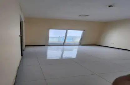 Apartment - 1 Bedroom - 2 Bathrooms for rent in Al Jurf Industrial 3 - Al Jurf Industrial - Ajman