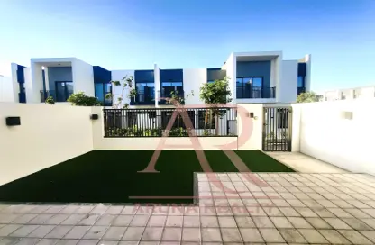 Townhouse - 3 Bedrooms - 4 Bathrooms for sale in La Rosa 3 - Villanova - Dubai Land - Dubai